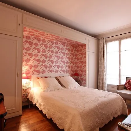 Belle Elysee Apartment *
